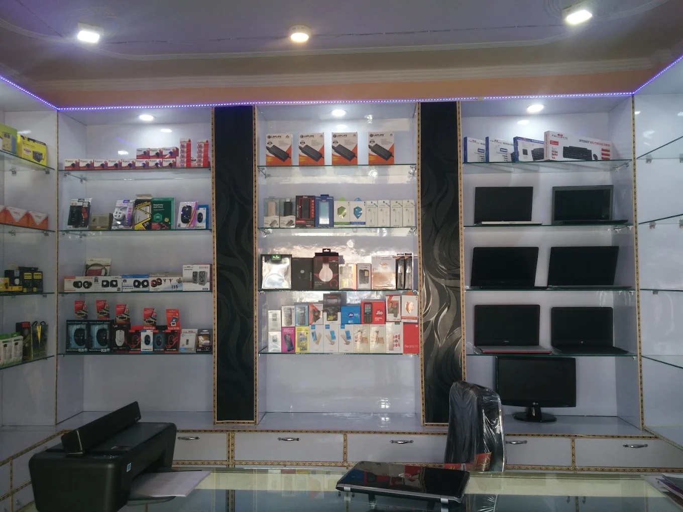 Dev Hub - Mobile Shop in Rishikesh