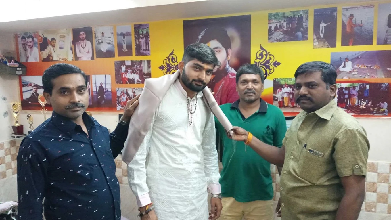 ?????? ??????? - Astrologer in Rajkot