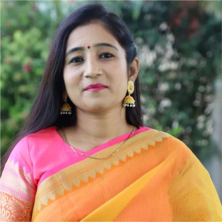 Astrologer Ruchi Joshi-Astrologers in Indore