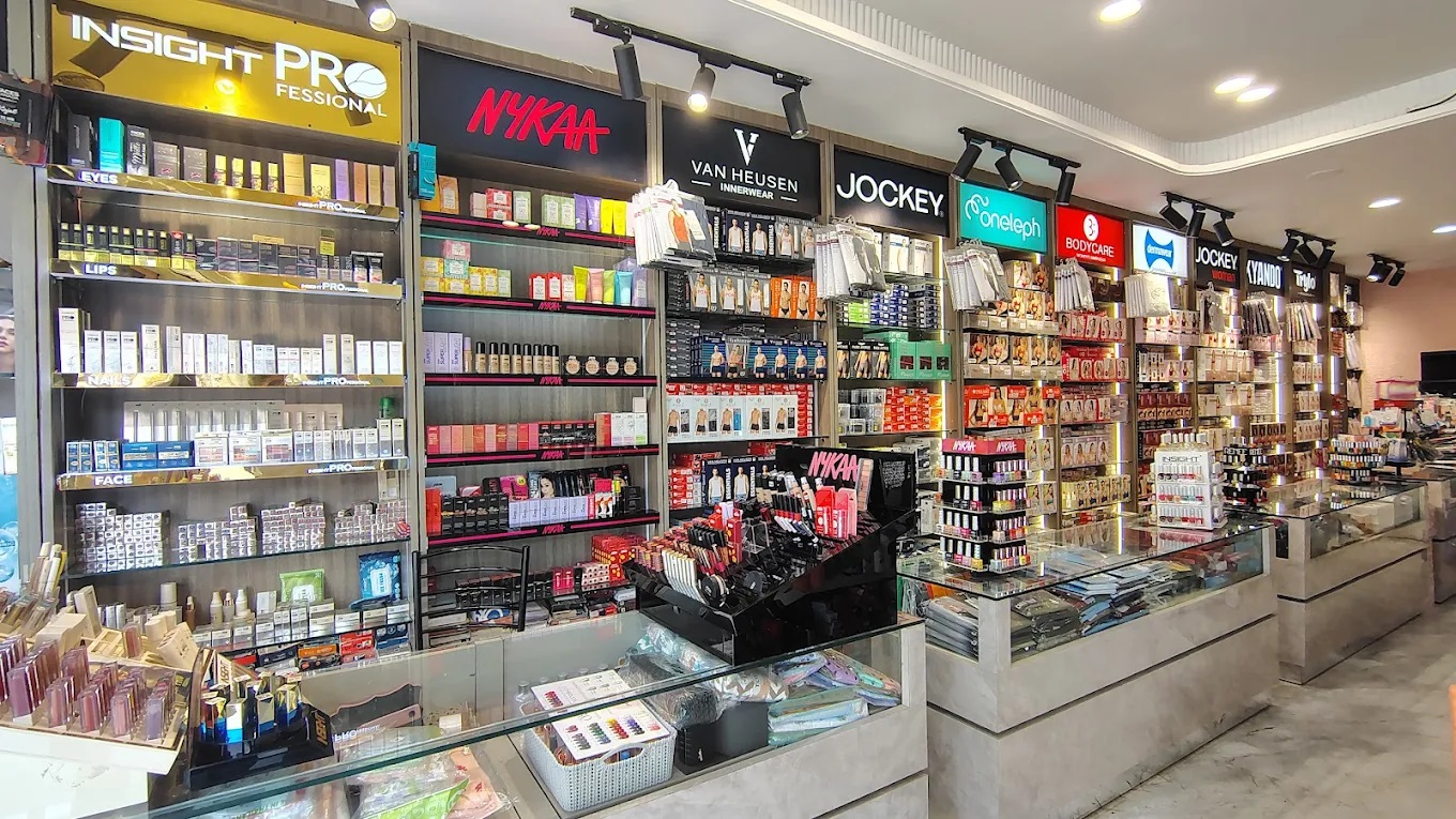 Queen`s Collection - Cosmetic Shop in Haridwar