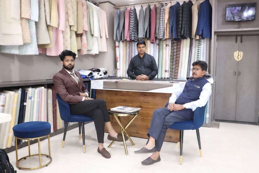Boss Tailor And Clothes Designer-Tailors in Bhopal