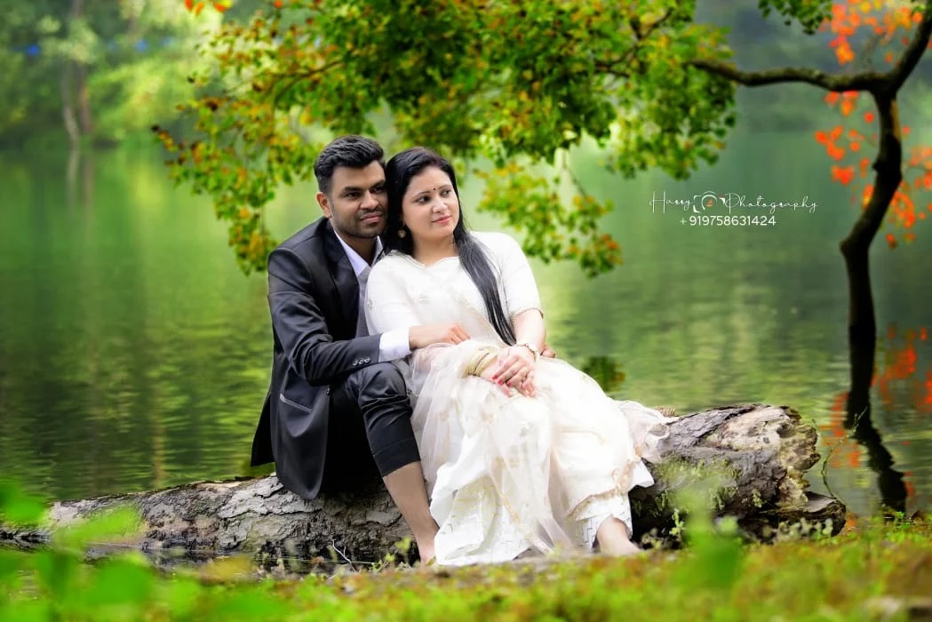 Harry Photo Studio - Photographer in Haldwani logo