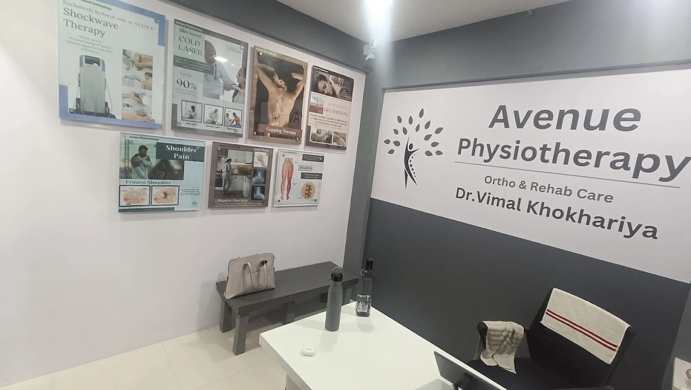 Avenue Physiotherapy Clinic - Physiotherapist in Surat logo