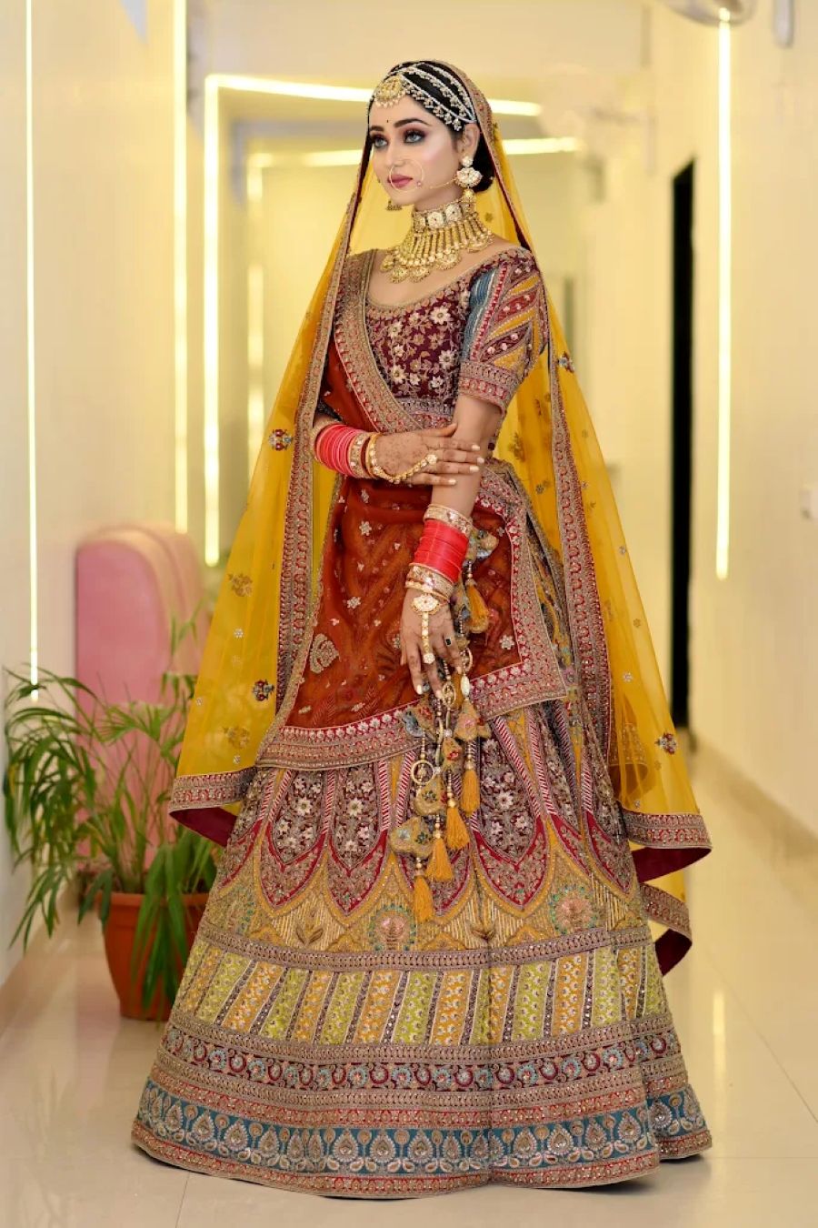 Nikky Bawa Family Beauty Parlour-Beauty Parlour In Bhopal logo