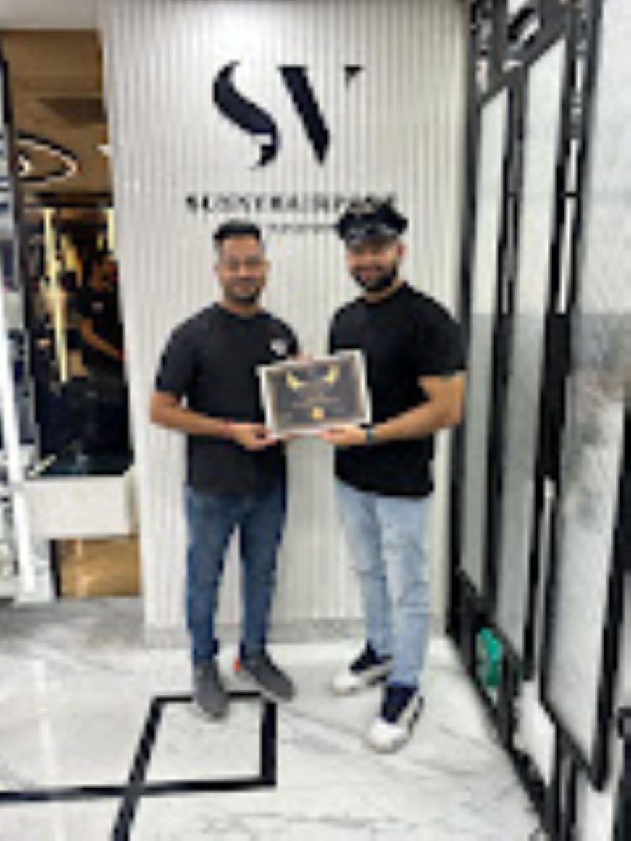 Amyra Beauty Junction -Beauty Parlour in Bhopal logo